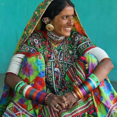 viaggi in india -la donna gujarat